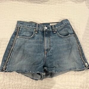 Rag and Bone Zipper Size Denim Shorts 26